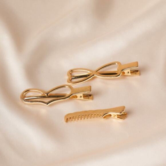 Gold Heart Shaped Clips - Set of 3 - Picture 2 of 6
